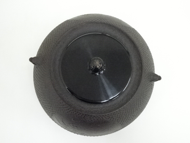  釜師　菊地政豊造　間取霰田口釜（共箱）